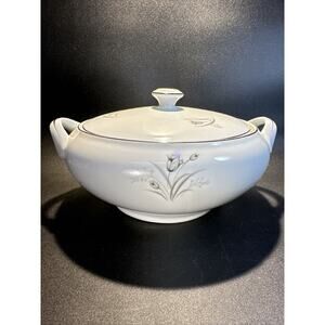 Creative Royal Elegance Fine China Silver Trim Soup Tureen Serving Bowl with Lid